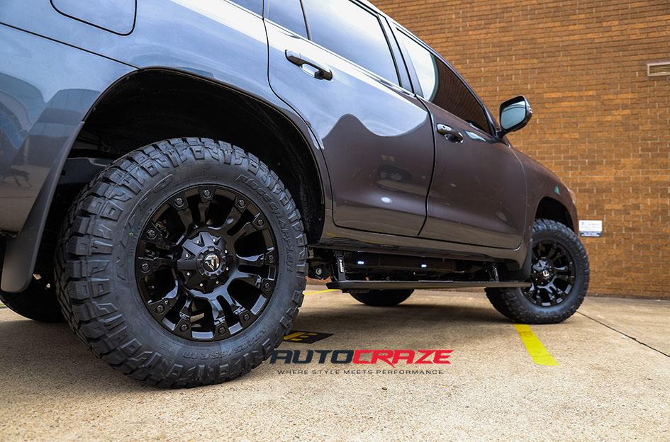 TOYOTA LANDCRUSIER SLEDGE MATTE BLACK